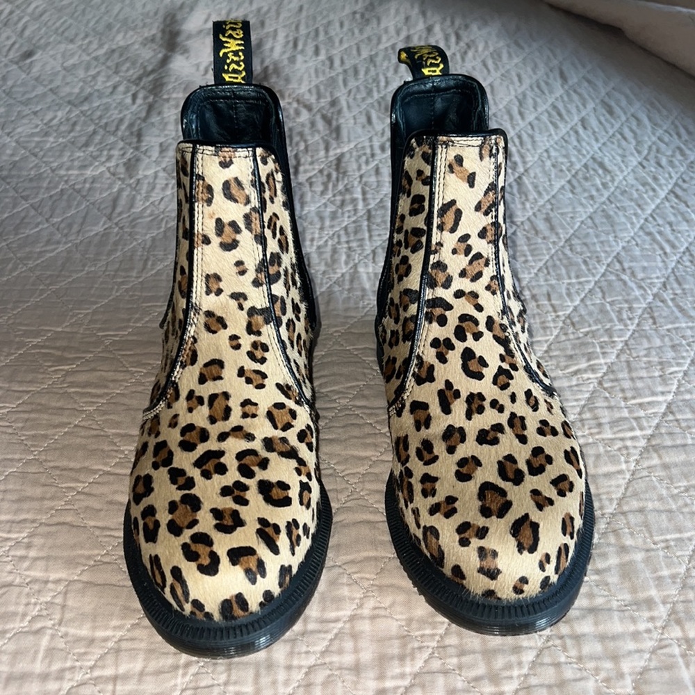 Dr. Martens Flora Leopard Chelsea Boots EU36 US5 - Picture 4 of 12